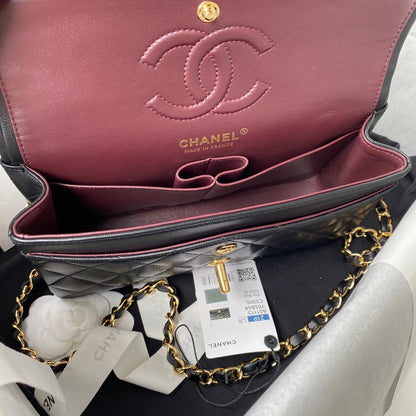 CHANEL Medium Classic Flap Bag 23cm Black Lambskin Gold Hardware