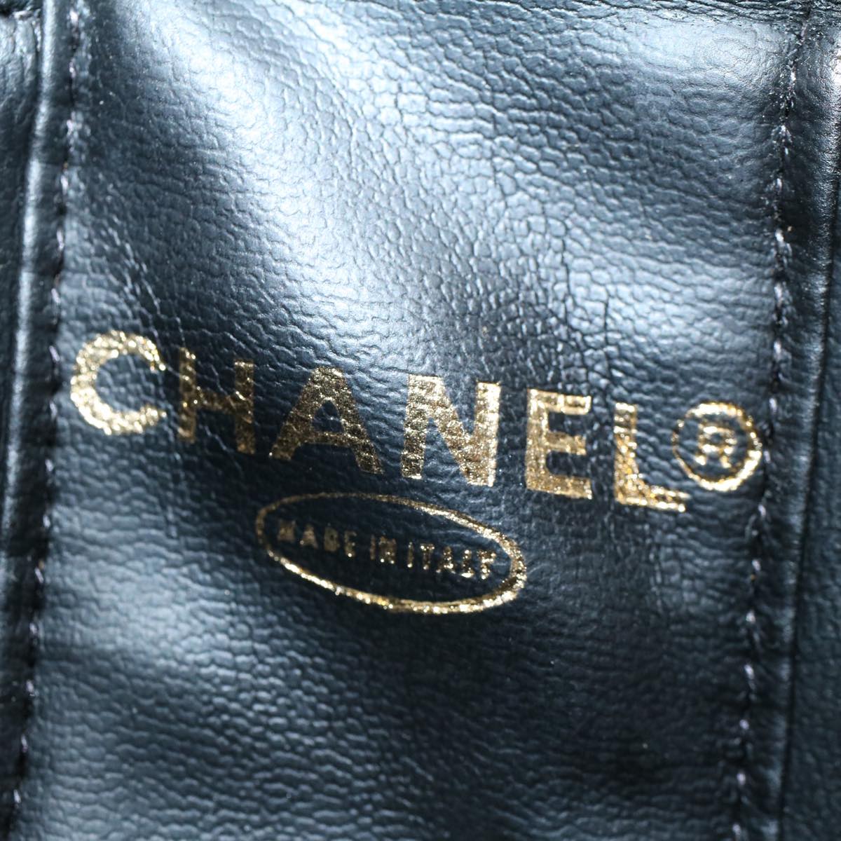 CHANEL Vanity Cosmetic Pouch Patent leather Black CC yb378