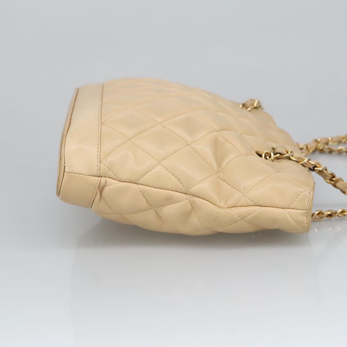 CHANEL Matelasse Chain Shoulder Bag Leather Beige CC yb718