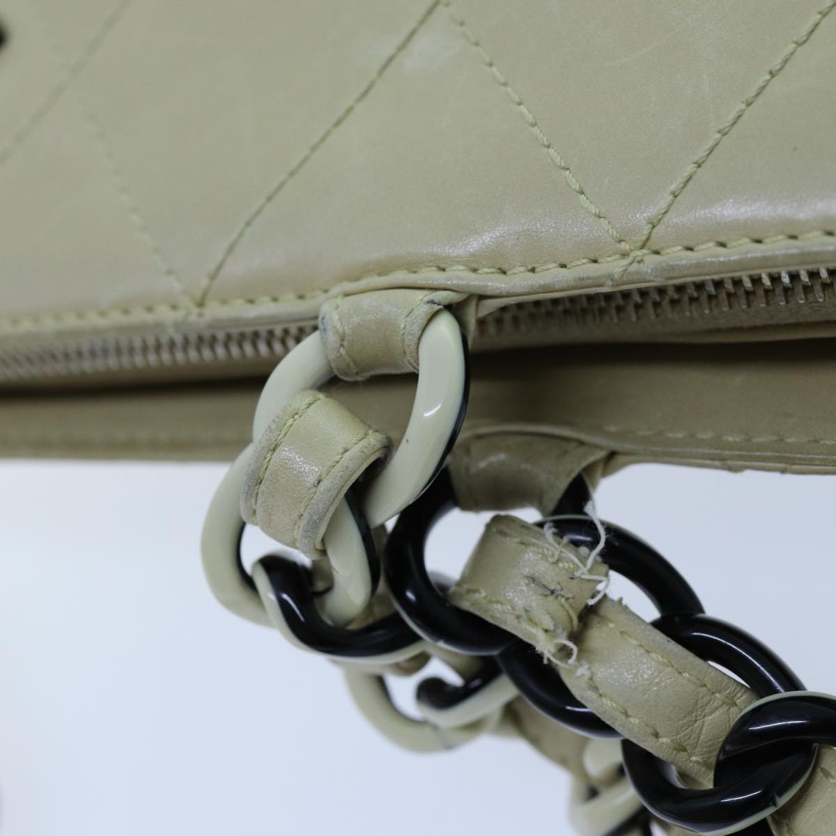CHANEL Matelasse Chain Tote Bag Leather Beige CC yk11588