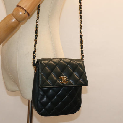 CHANEL Matelasse Turn Lock Chain Shoulder Bag Lamb Skin Green CC yk12713A