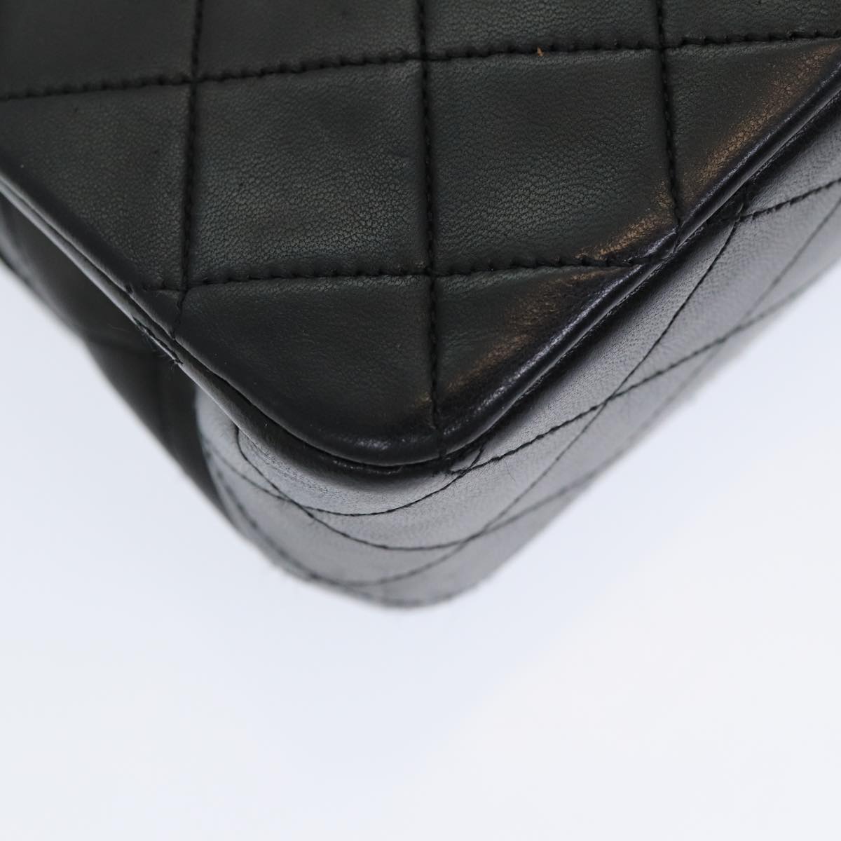 CHANEL Matelasse 25 Turn Lock Chain Hand Bag Lamb Skin Black CC yk14030A