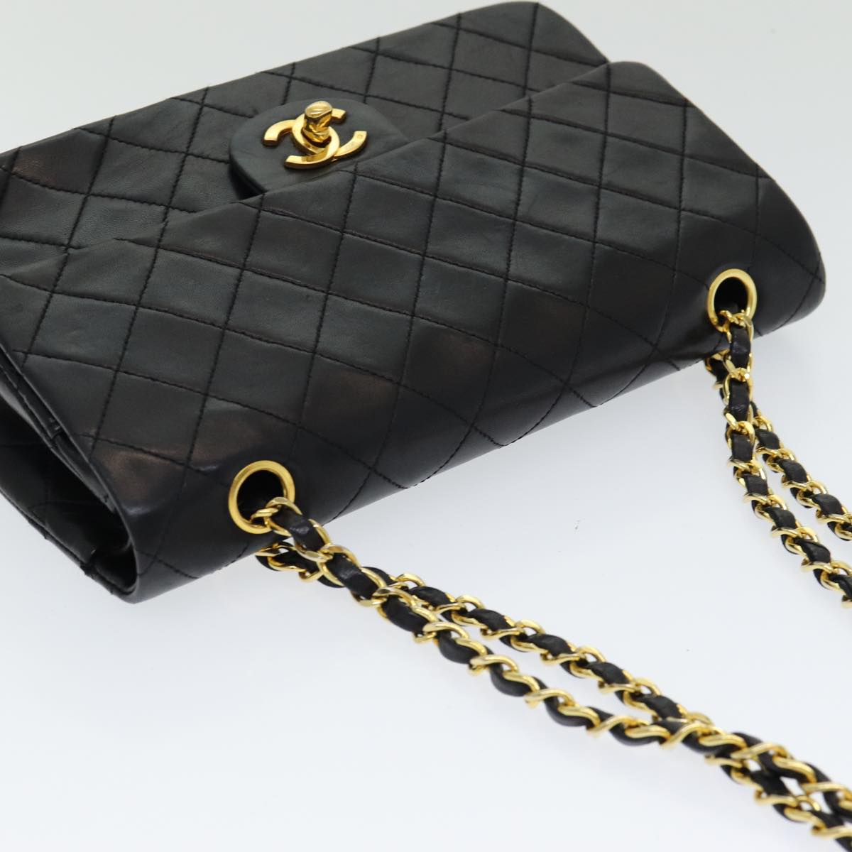 CHANEL Matelasse 25 Turn Lock Chain Hand Bag Lamb Skin Black CC yk14030A