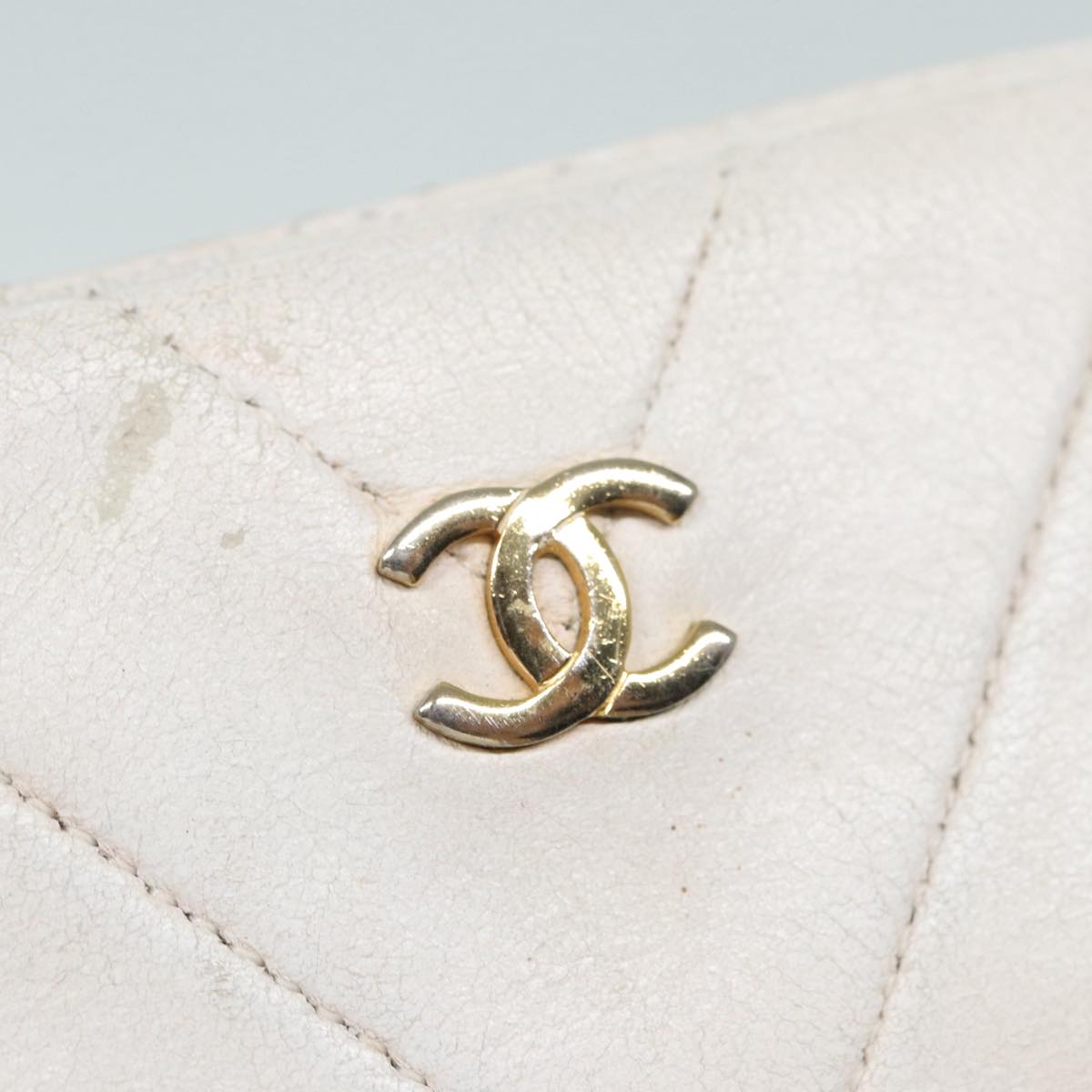 CHANEL V Stitch Chain Hand Bag Leather White CC yk14103