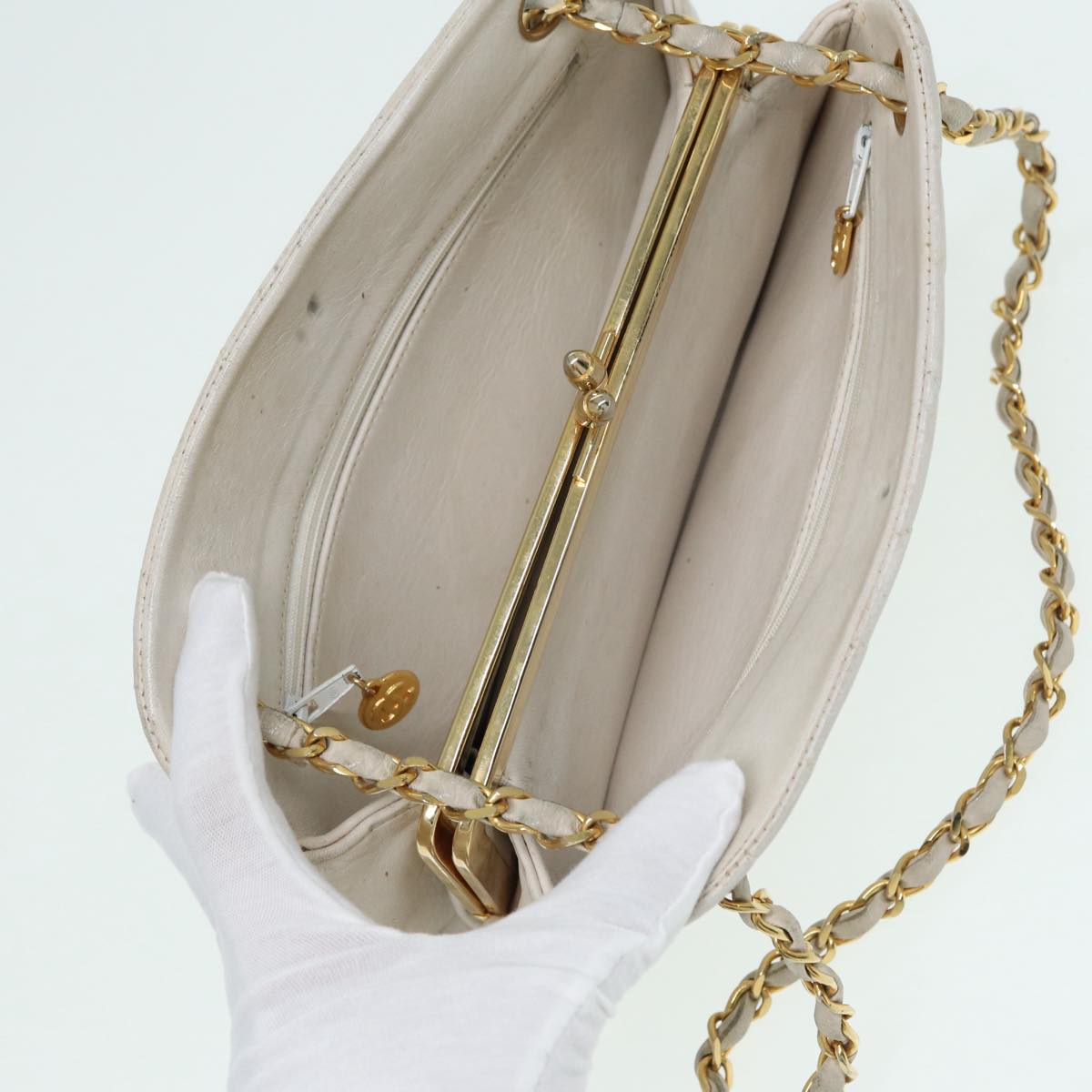 CHANEL V Stitch Chain Hand Bag Leather White CC yk14103