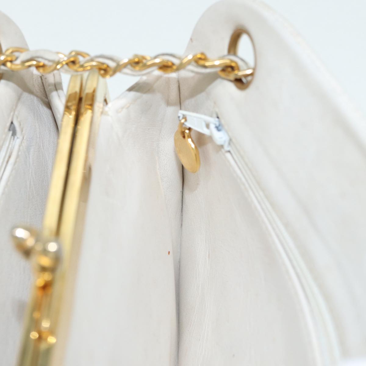 CHANEL V Stitch Chain Hand Bag Leather White CC yk14103