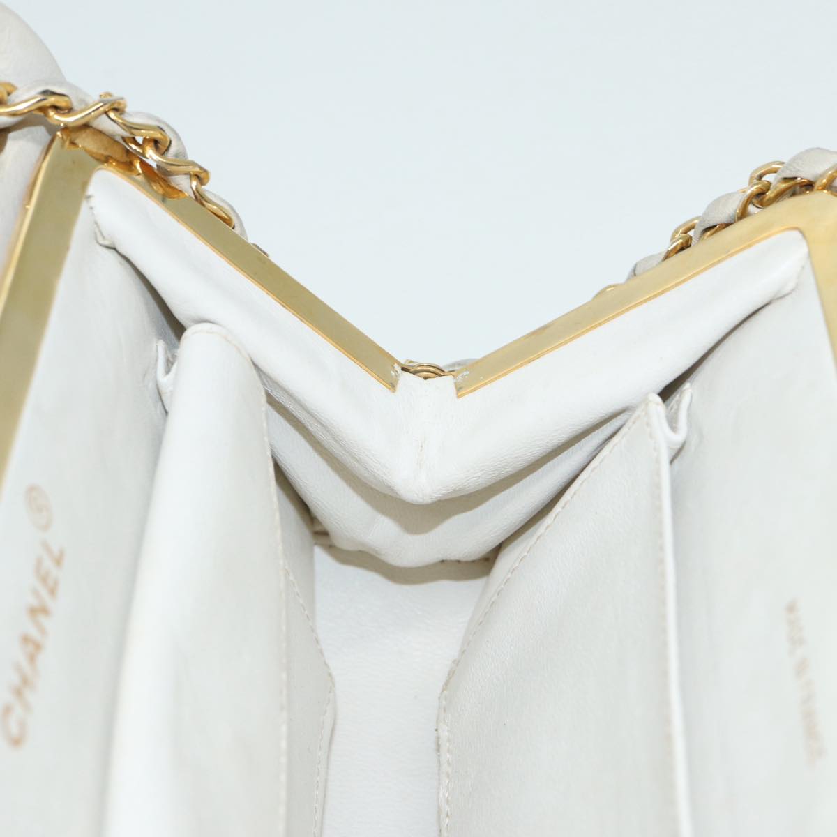 CHANEL V Stitch Chain Hand Bag Leather White CC yk14103