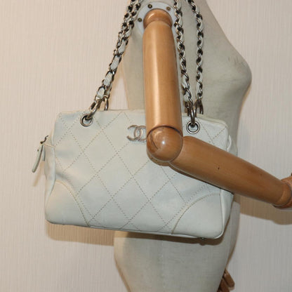 CHANEL Matelasse Chain Shoulder Bag Caviar Skin White Silver CC yk14601