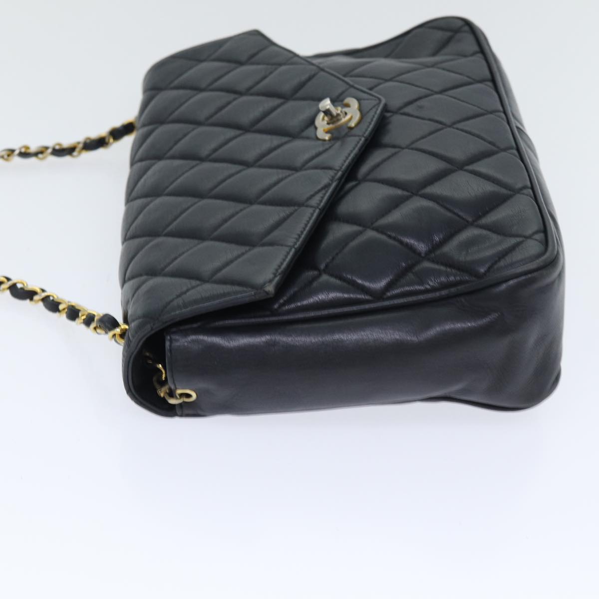 CHANEL Matelasse Turn Lock Chain Shoulder Bag Leather Black Gold CC yk14695