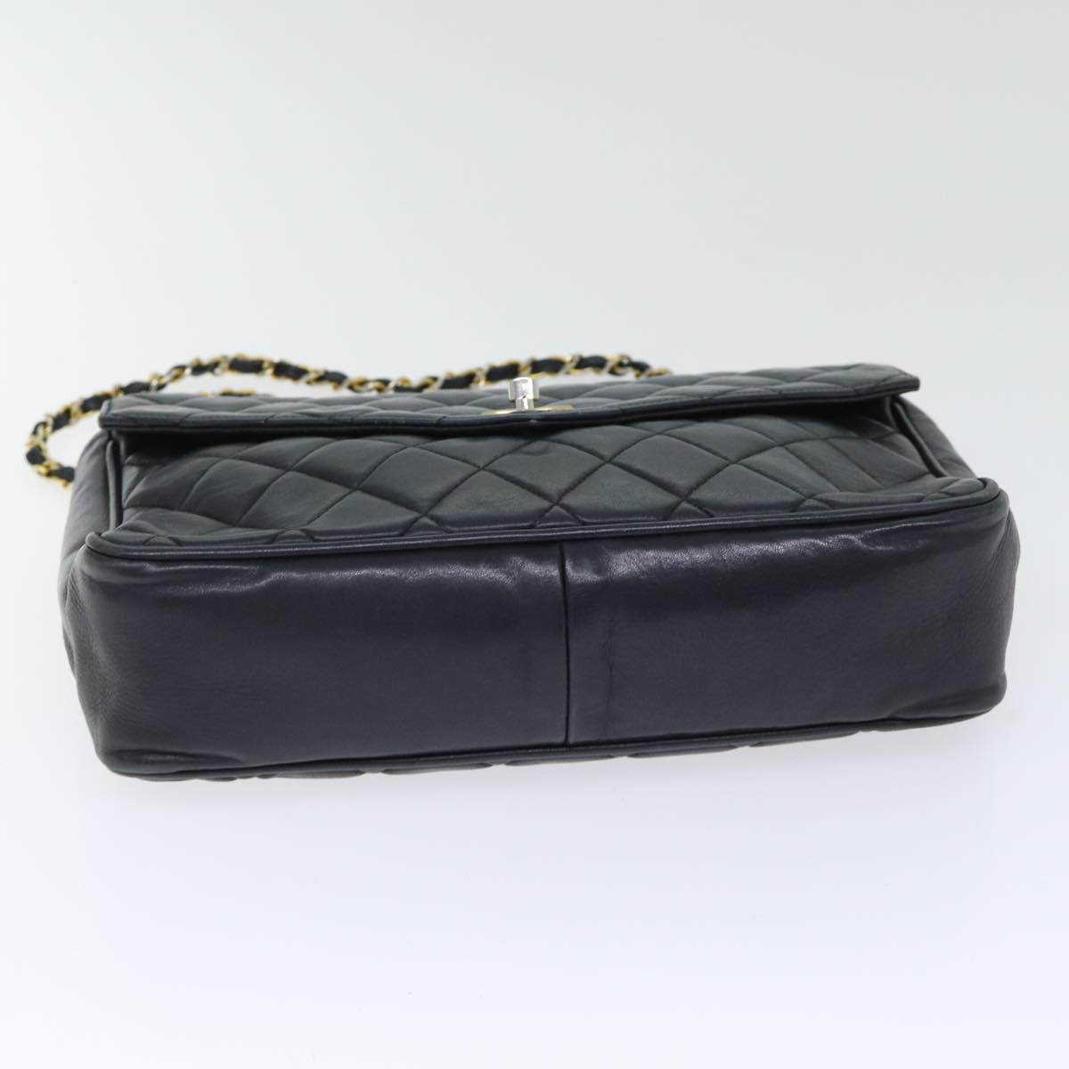 CHANEL Matelasse Turn Lock Chain Shoulder Bag Leather Black Gold CC yk14695