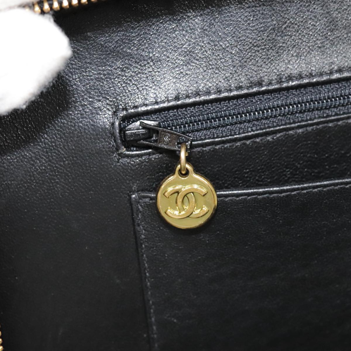 CHANEL Matelasse Chain Hand Bag Enamel Black Gold CC yk14913