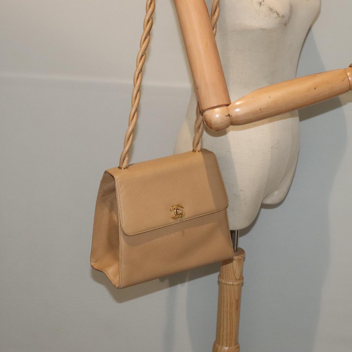 CHANEL Turn Lock Shoulder Bag Caviar Skin Beige Gold CC yk14960A