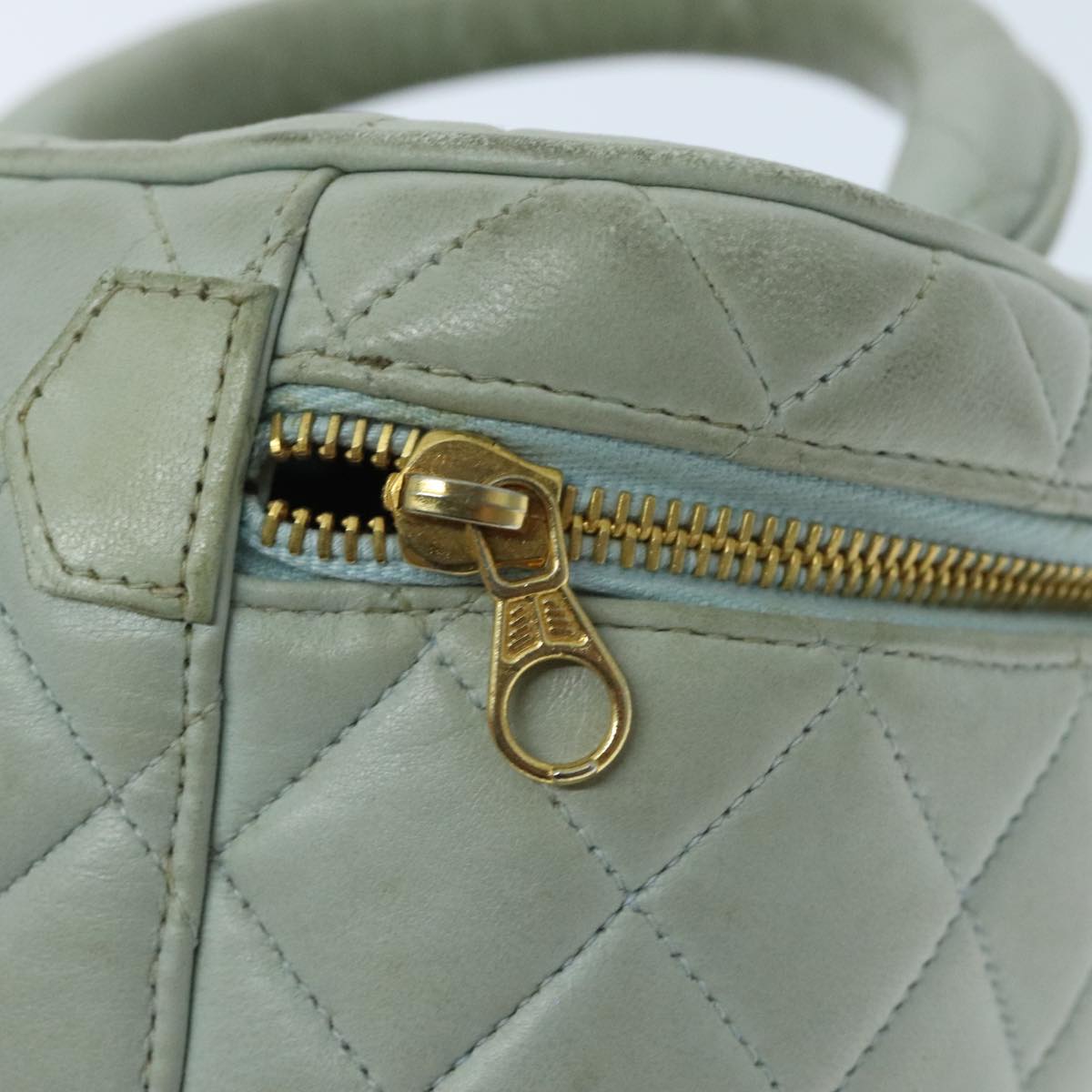 CHANEL Matelasse Vanity Cosmetic Pouch Lamb Skin Blue Gold CC yk15445