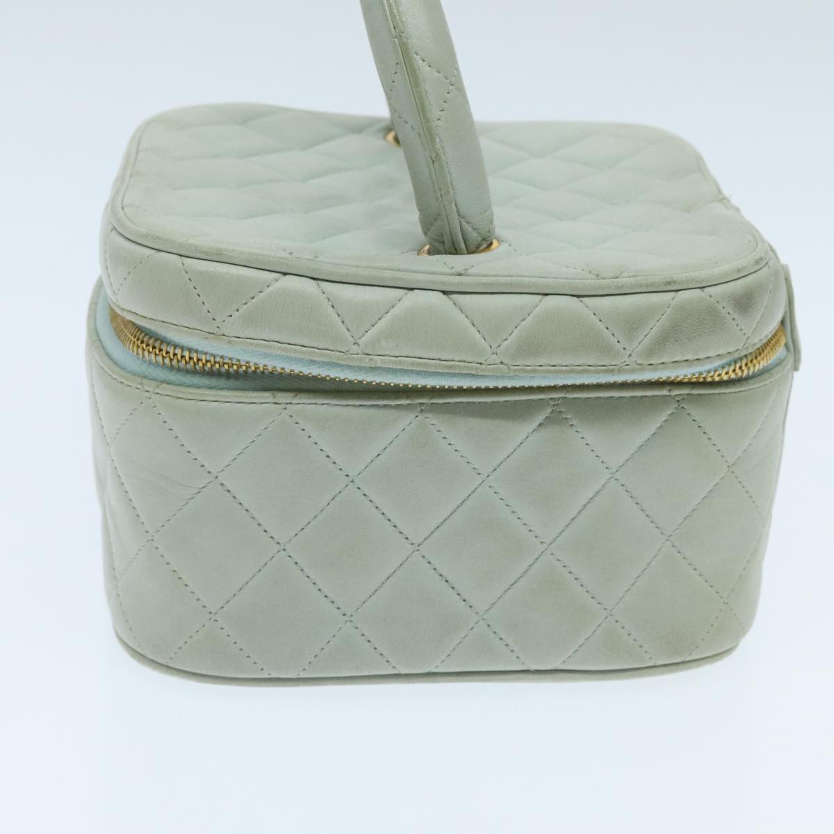 CHANEL Matelasse Vanity Cosmetic Pouch Lamb Skin Blue Gold CC yk15445