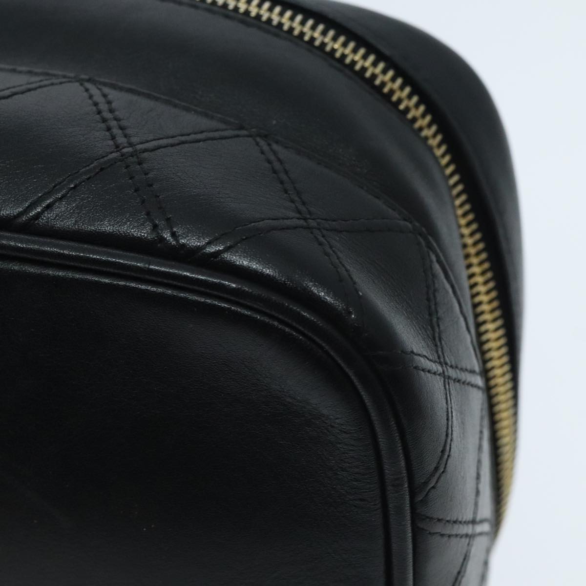CHANEL Bicolore Vanity Cosmetic Pouch Leather Black Gold CC yk15541