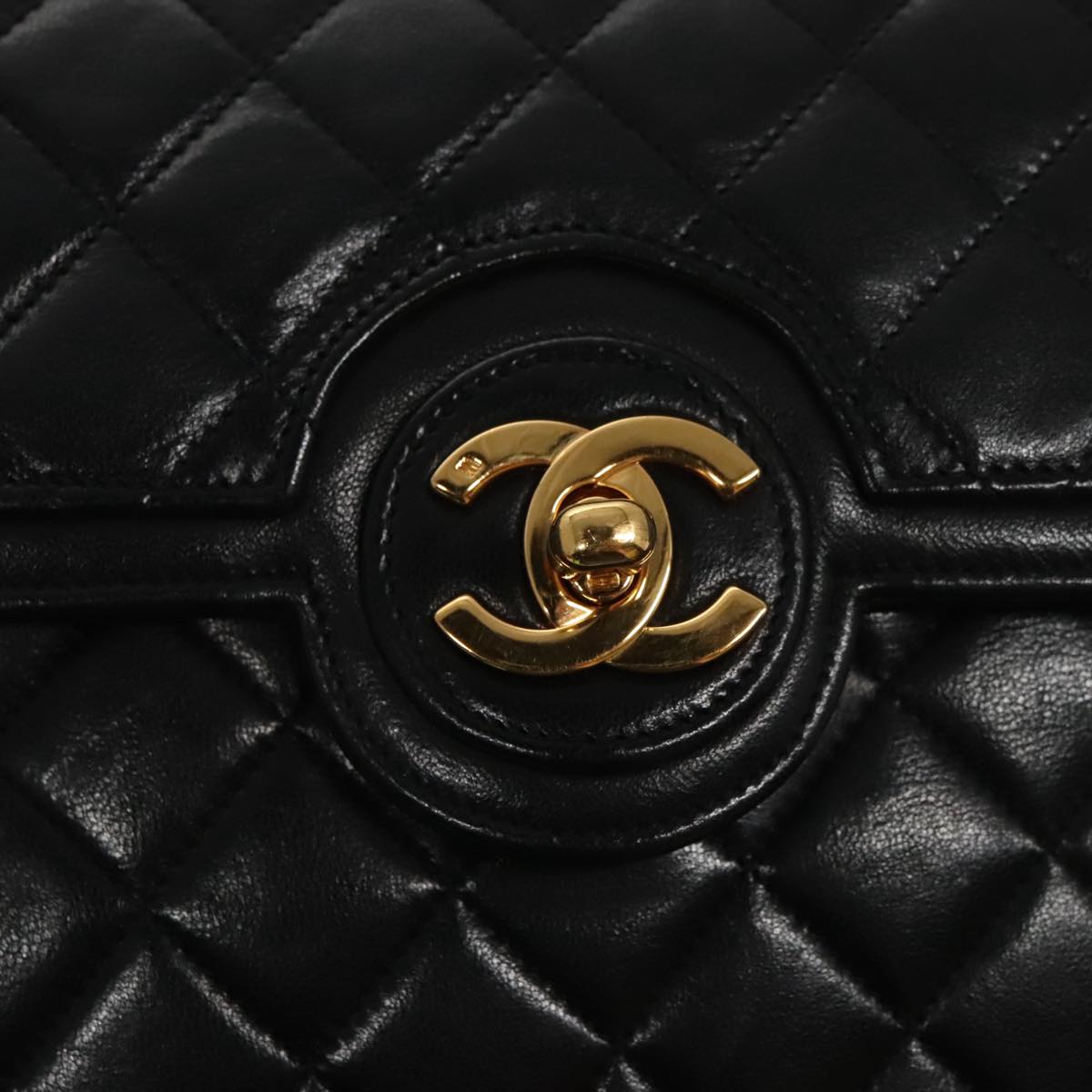 CHANEL Matelasse Turn Lock Chain Hand Bag Lamb Skin Black Gold CC yk15738A