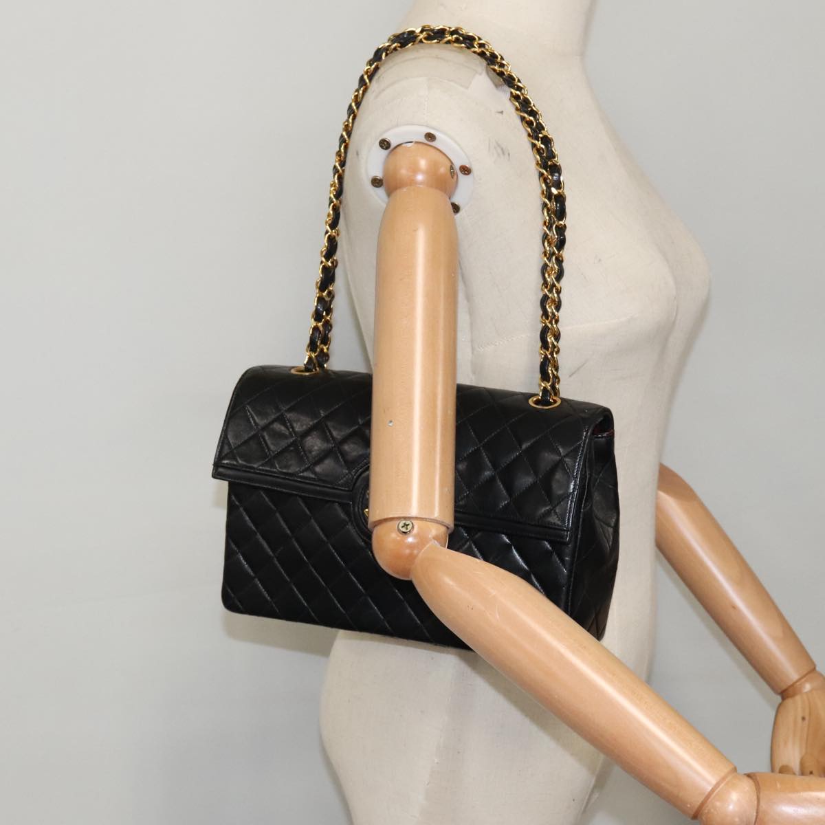 CHANEL Matelasse Turn Lock Chain Hand Bag Lamb Skin Black Gold CC yk15738A