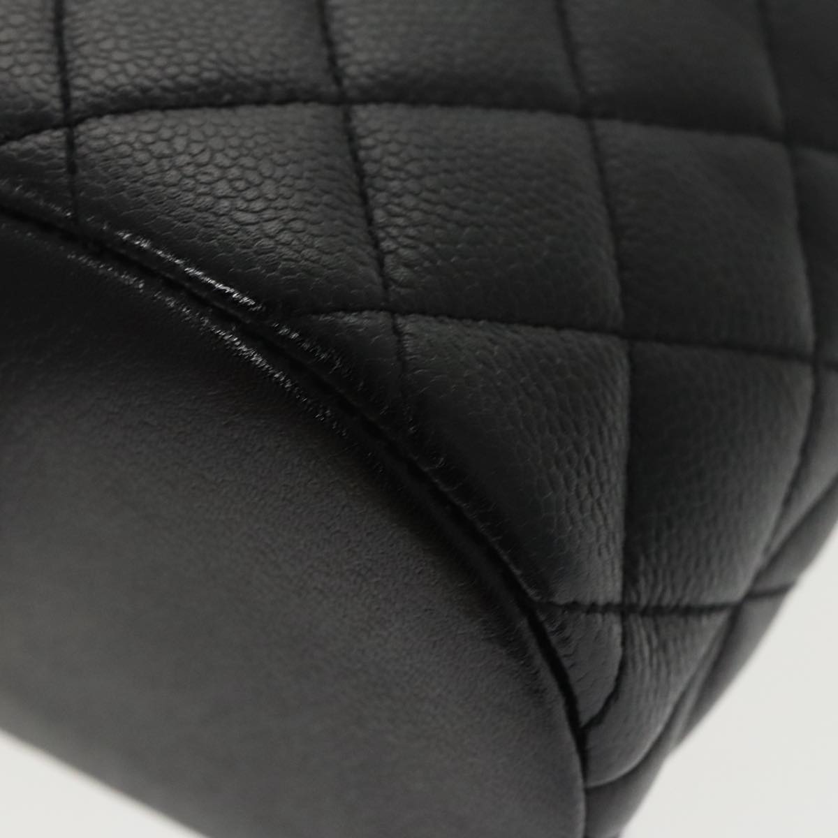 CHANEL Matelasse Tote Bag Caviar Skin Black CC yk15918A