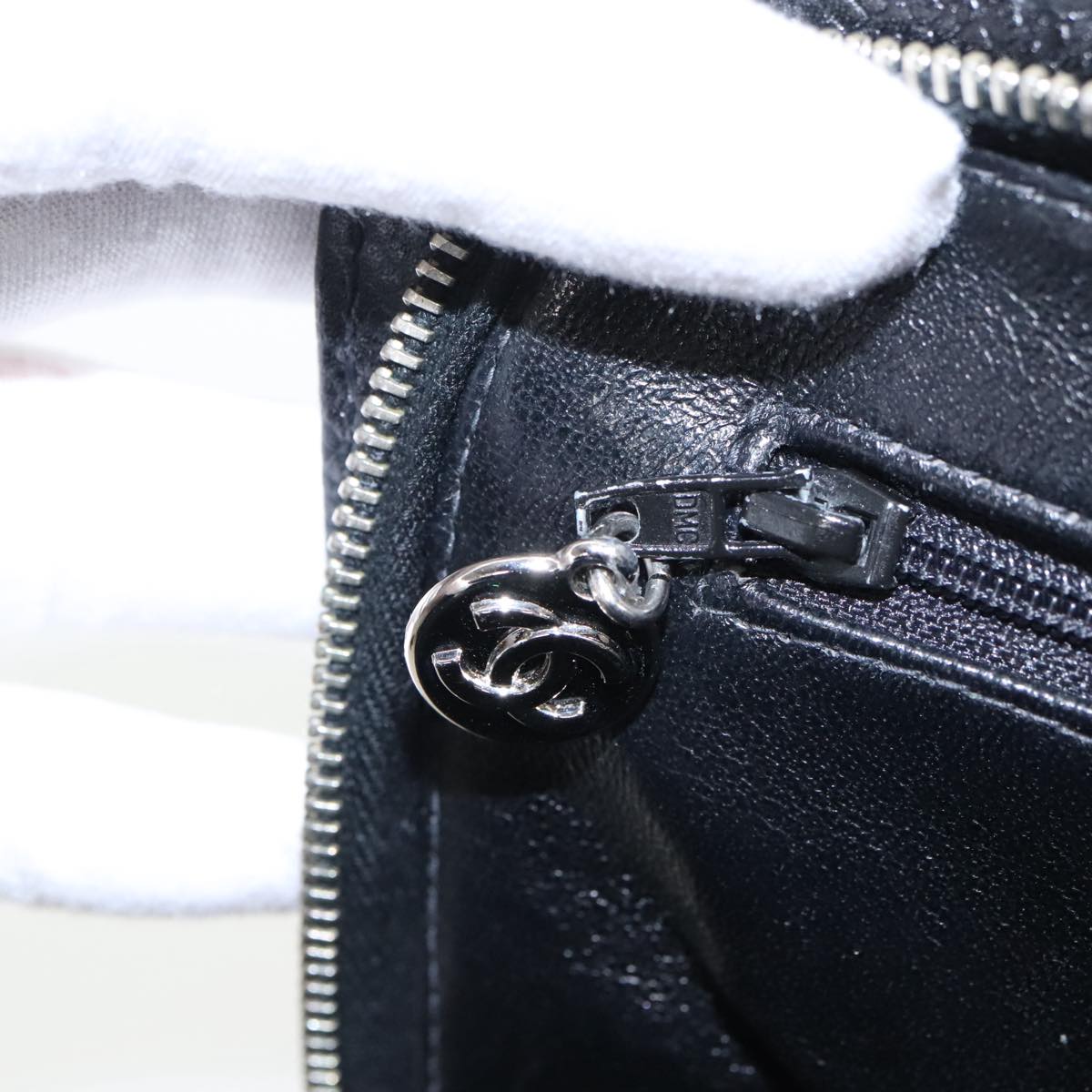 CHANEL Matelasse Tote Bag Caviar Skin Black CC yk15918A