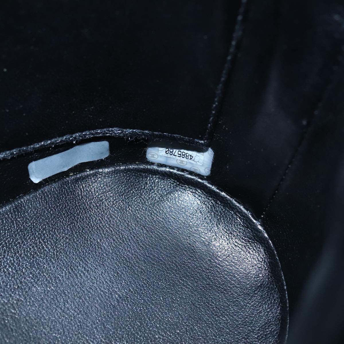 CHANEL Matelasse Tote Bag Caviar Skin Black CC yk15918A