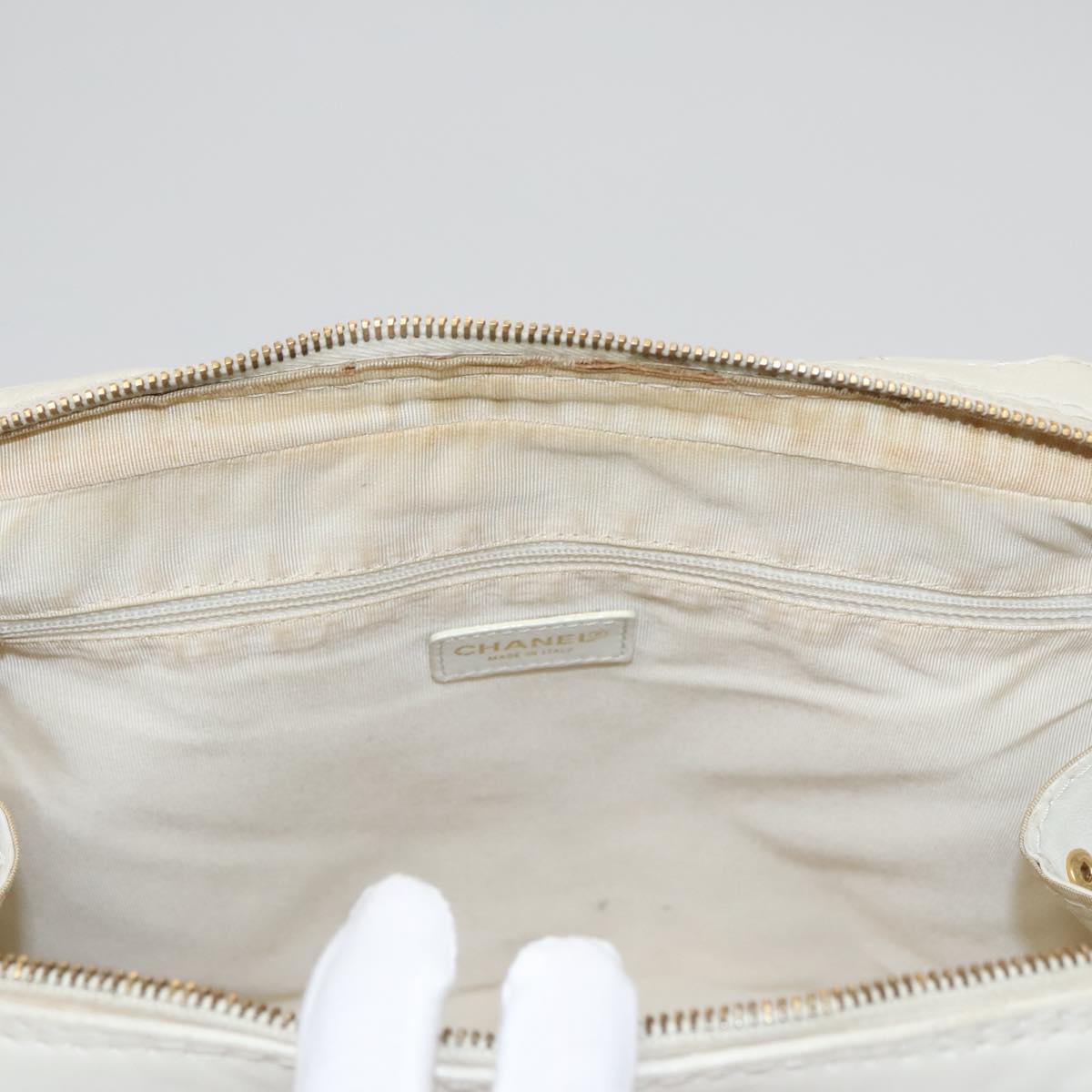 CHANEL Wild stitch Hand Bag Leather White Gold CC yk16095