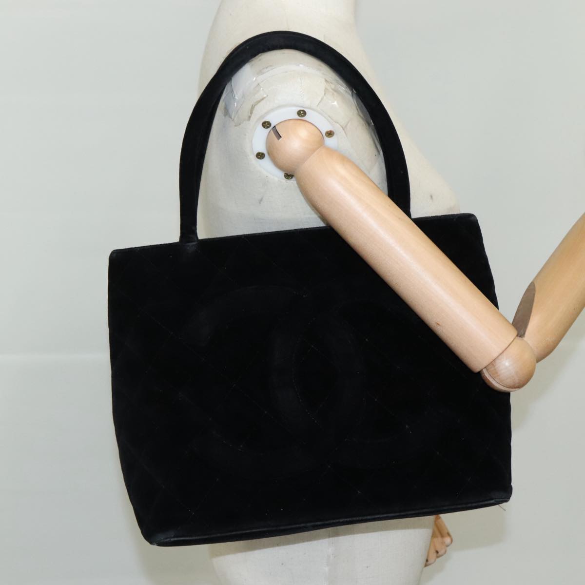 CHANEL Matelasse Standard Tote Bag Velor Black CC yk16770