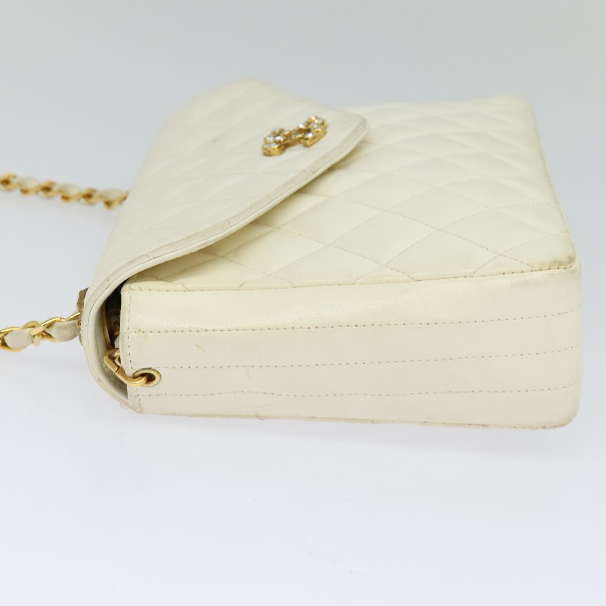 CHANEL Matelasse Chain Shoulder Bag Lamb Skin White Gold CC yk17083